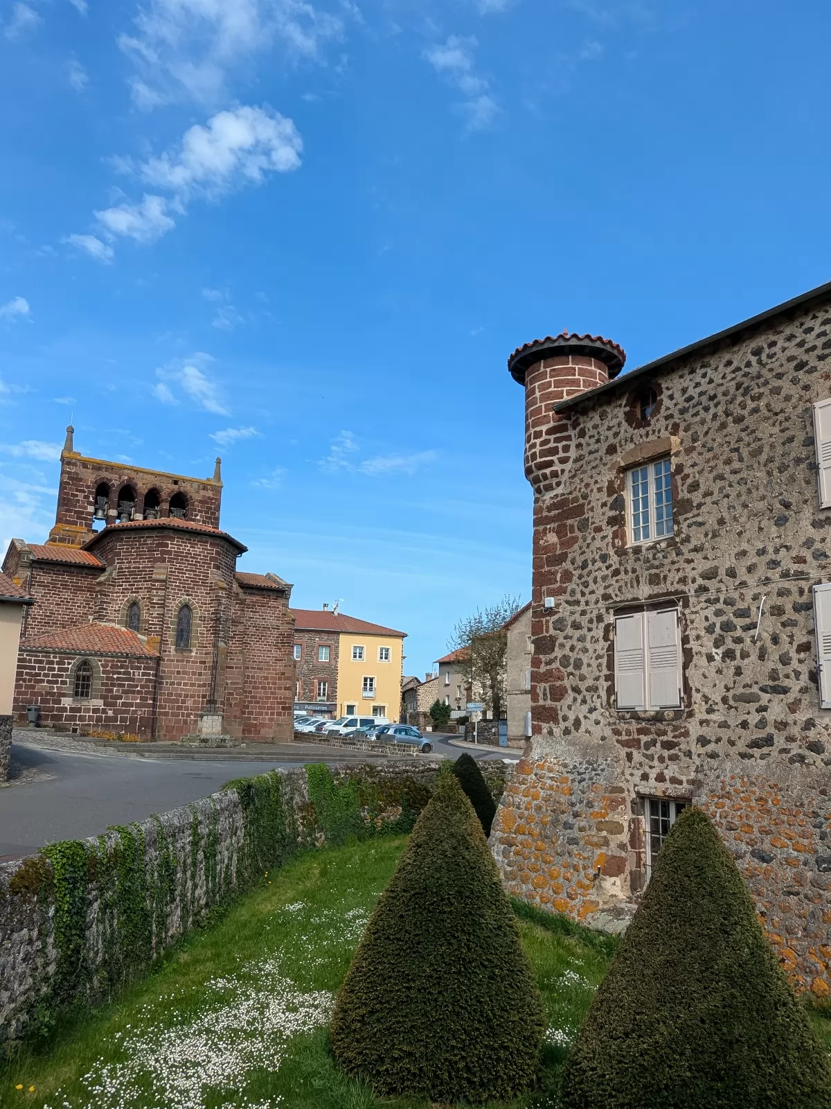 Gîte d'étape La Maison Jaune